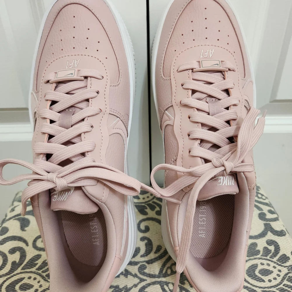 Nike Women’s Air Force 1 Low Sneakers - Pink